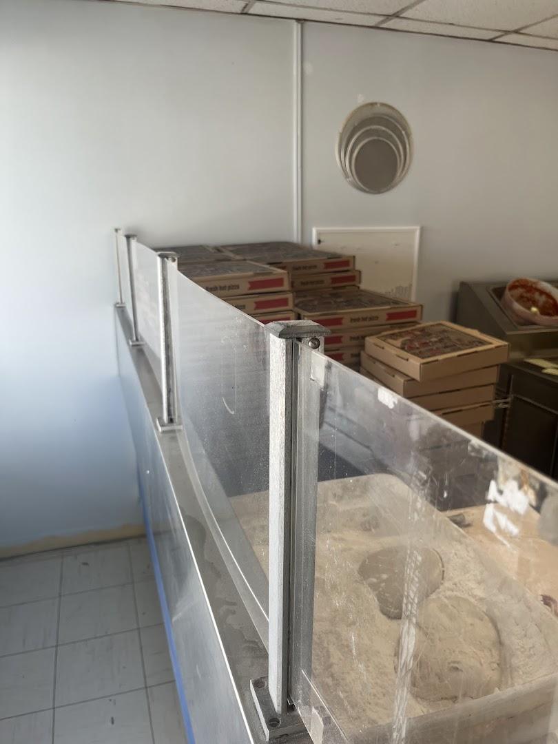 Mikey's Pizza
